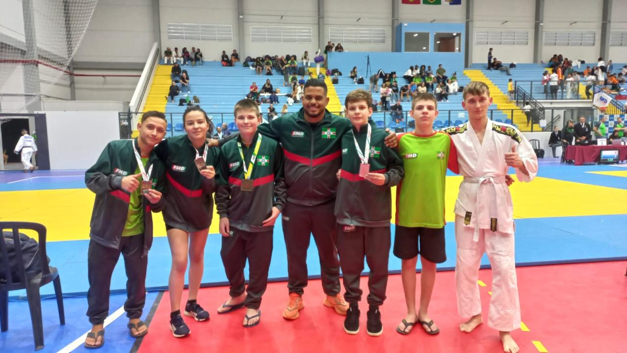 Atletas do judô conquistam medalhas no Troféu Santa Catarina