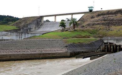 Indígenas em SC temem que fechamento de barragem inunde aldeia