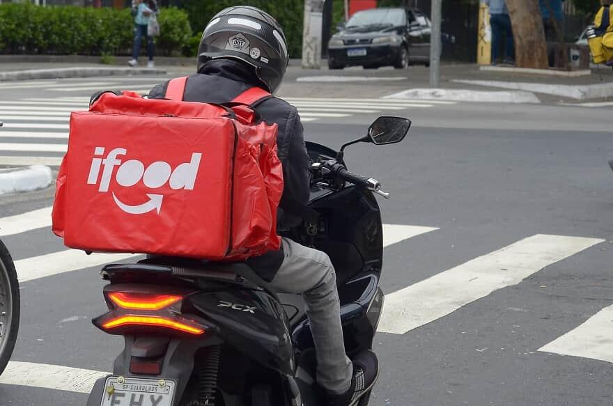 STF nega vínculo trabalhista entre motoristas e empresas de aplicativo
