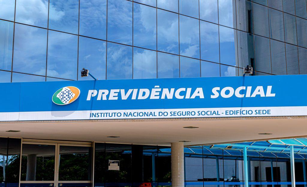 INSS convoca 4,3 milhões de pessoas para fazer prova de vida