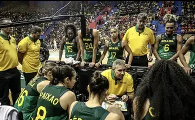 Paris 2024: seleção feminina de basquete não consegue vaga