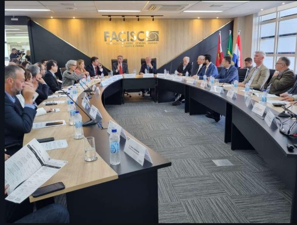 Comitiva do governo do Paraguai em Santa Catarina