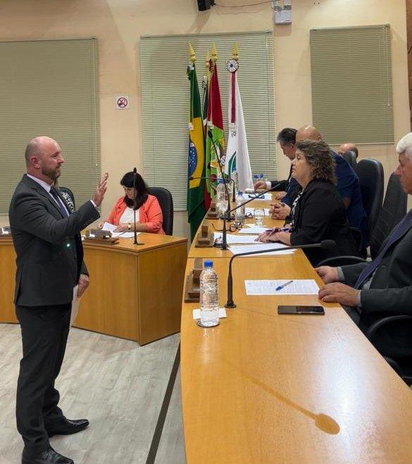 Novo vereador empossado na Câmara de São Bento