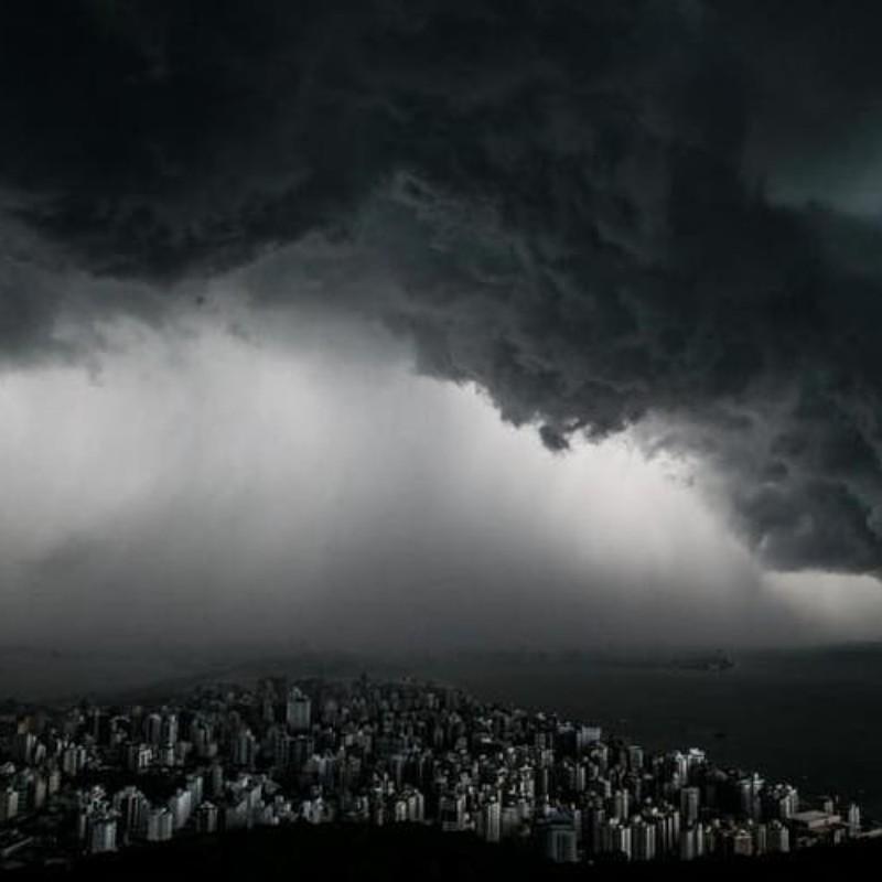 Alerta de temporais para o estado de Santa Catarina