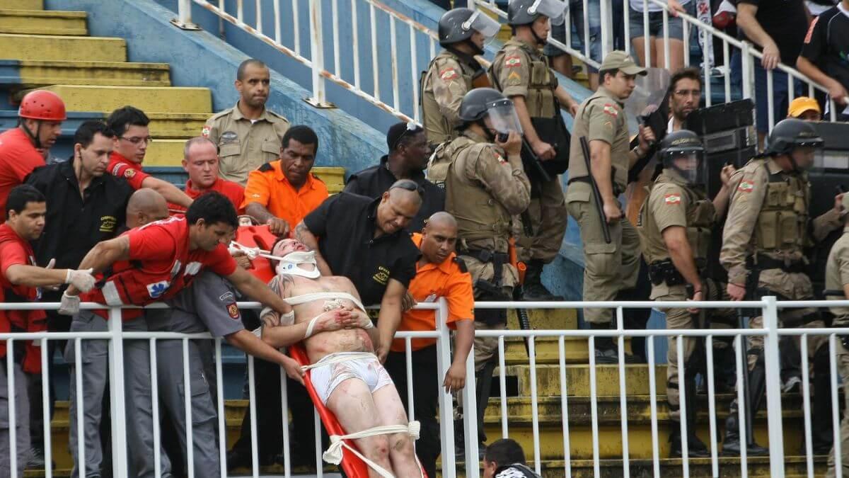 CBF, Atlético Paranaense e torcida Os Fanáticos terão que pagar indenização por briga em Joinville