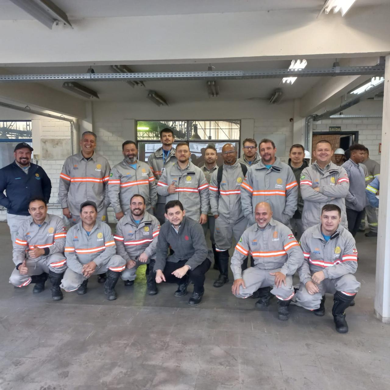 Celesc envia mais equipes para auxiliar no restabelecimento da energia no RS