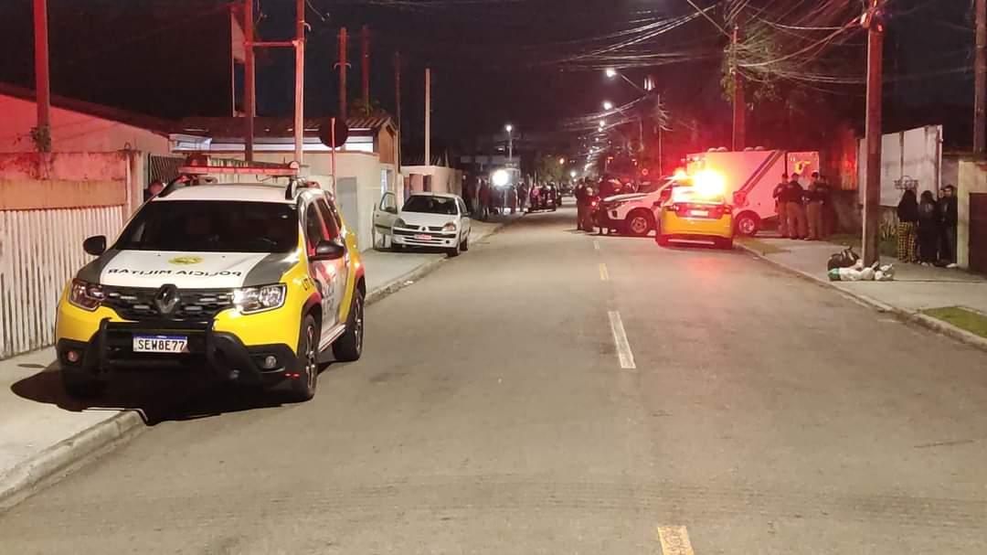 Filho é morto por policiais após crime bárbaro em Pinhais PR