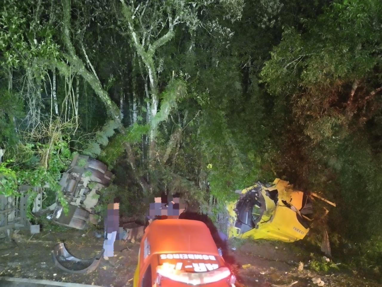 Grave acidente na BR 470 deixa uma pessoa em estado gravíssimo em Curitibanos SC