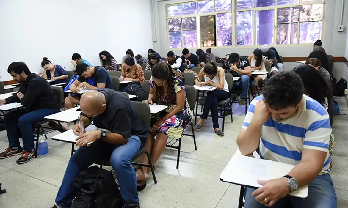 Inscrição no Encceja 2024 termina nesta sexta-feira