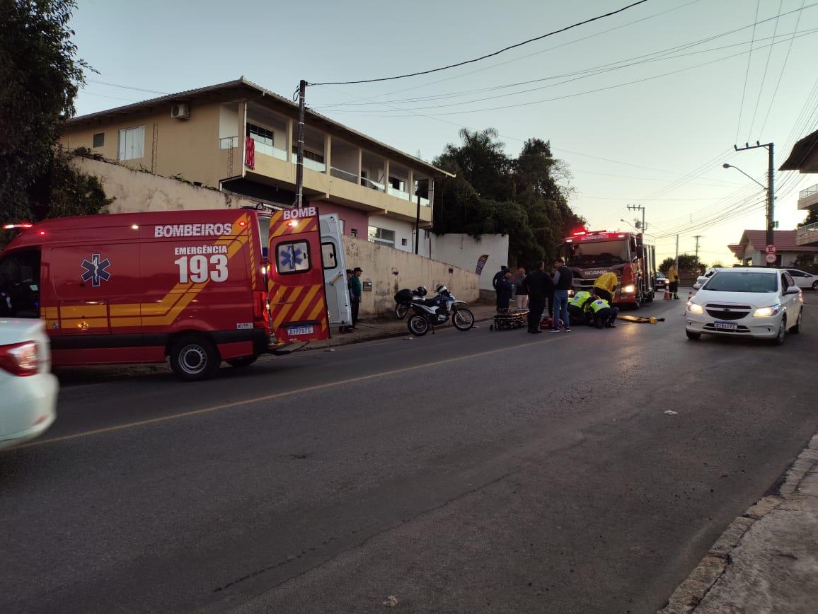 Motociclista fica ferido na Augusto Wunderwald
