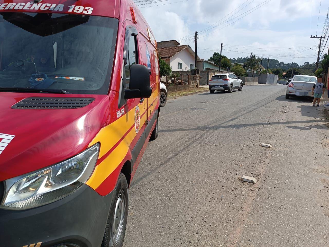 Pedestre atropelado na rua Alberto Torres no bairro Centenário