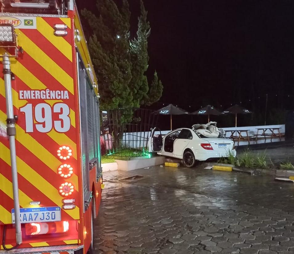 Trágico acidente de trânsito em Mafra deixa dois mortos