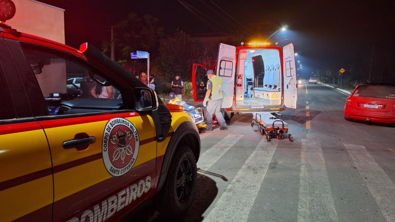 Acidente em Três Barras deixa ciclista com ferimentos graves