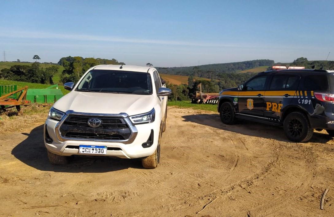 PRF recupera na BR-280 em Mafra caminhonete furtada