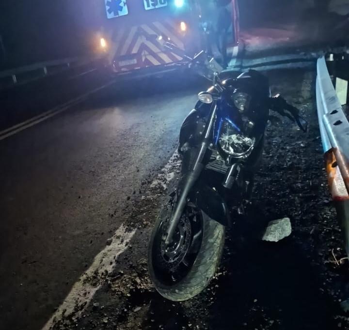 Queda de motocicleta na BR 280 na localidade do Sertãozinho