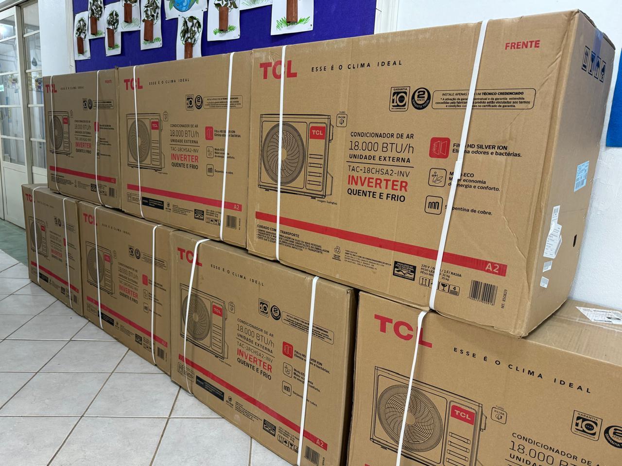 São Bento: Salas de aula começam a receber ar condicionado