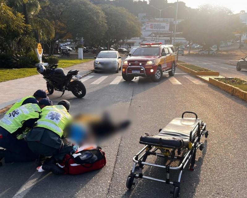 Atropelamento deixa duas pessoas feridas em Mafra SC