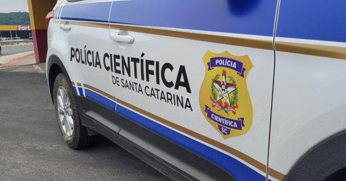 Feto encontrado no banheiro da rodoviária de Caçador SC