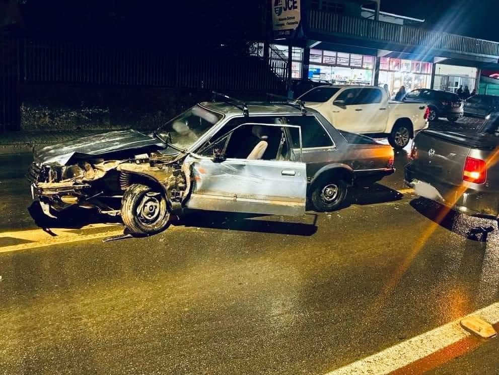 Homem é preso por dirigir embriagado após causar acidentes em São Bento do Sul