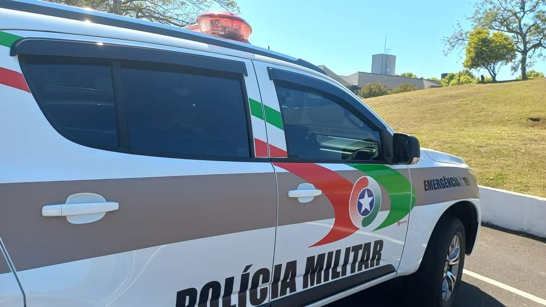 Mulher é agredida com facão durante briga familiar em Três Barras