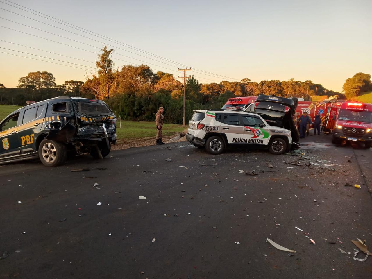 Perseguição termina em morte e dois policiais da PRF feridos em Irineópolis SC