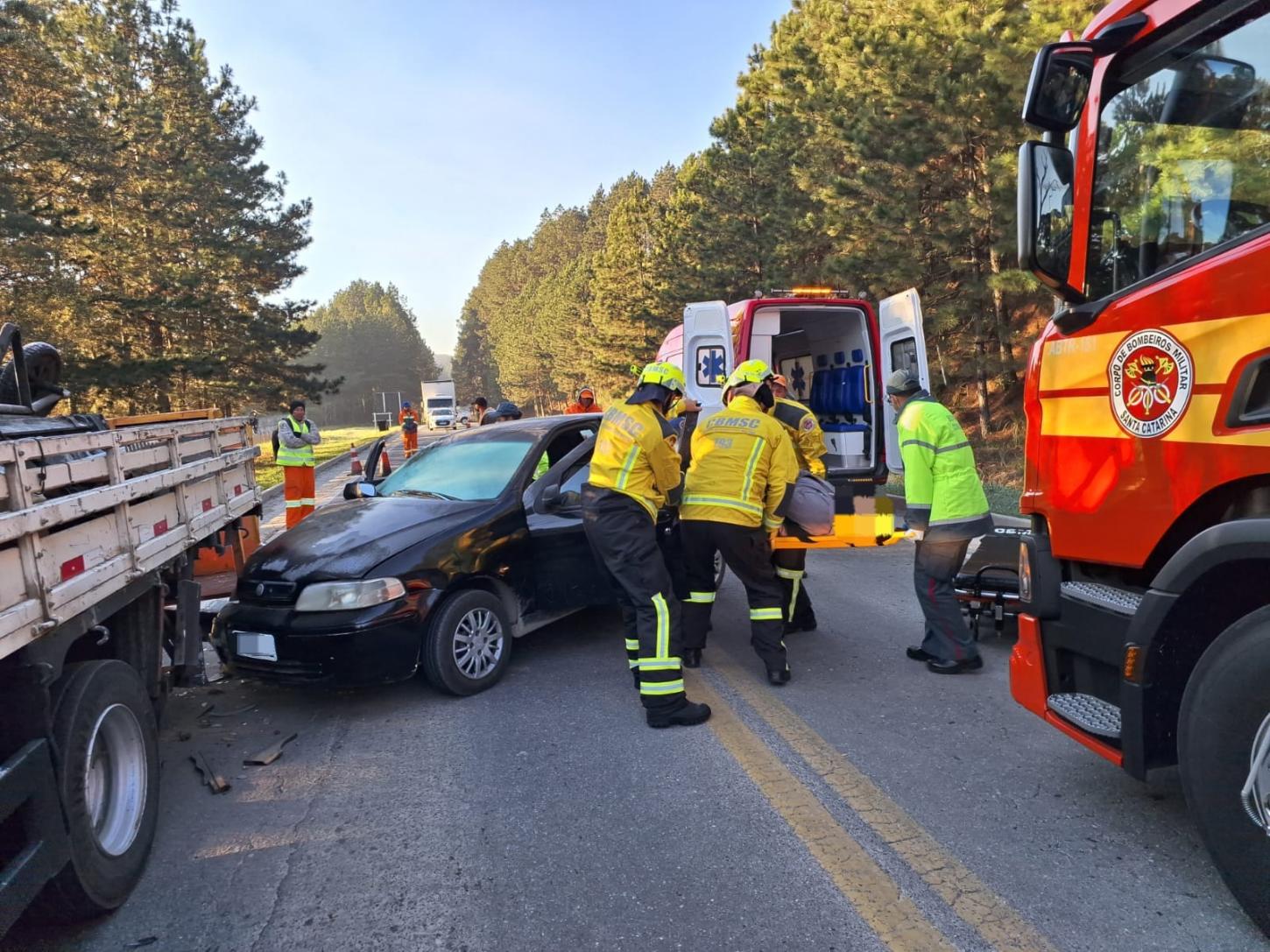 Acidente na BR 280 no bairro Lençol em São Bento do Sul