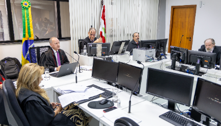 Mantida a prisão preventiva de Prefeito de Criciúma e de outros sete investigados