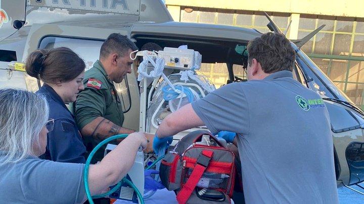 Operação aérea salva recém-nascido em estado grave em SC