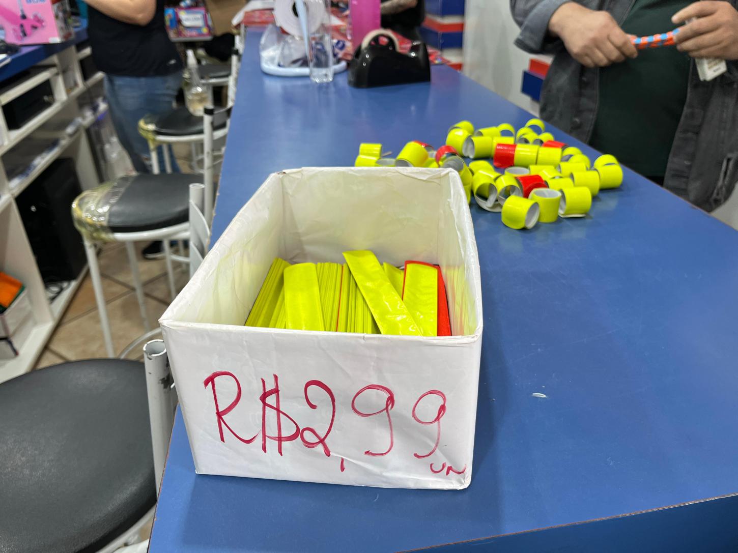 Operação apreende pulseras bate enrola em Santa Catarina