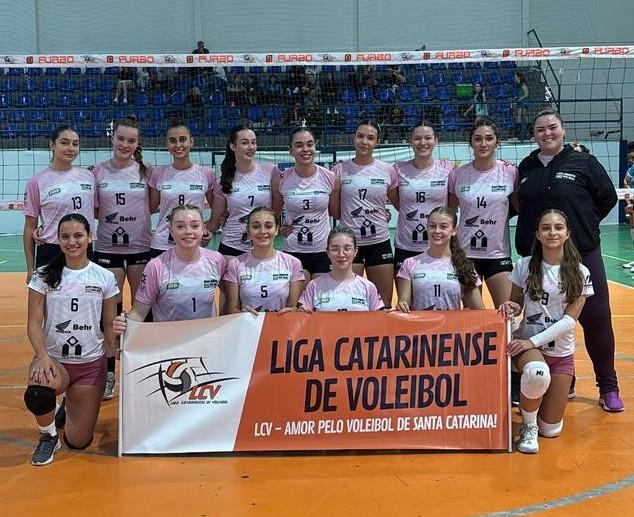 Equipes de São Bento representam a cidade nos Joguinhos Abertos em Canoinhas-SC