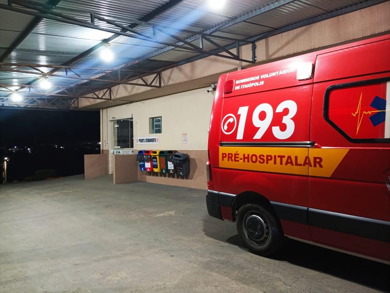 Jovem tem a casa invadida e é  agredido com relho em Itaiópolis