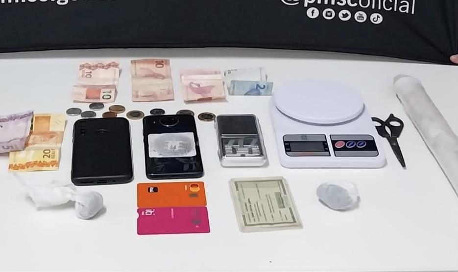 PM apreende dois adolescentes por tráfico de drogas em São Bento do Sul