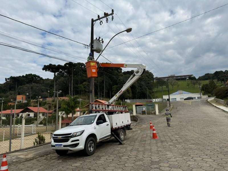 Prefeitura orienta população sobre solicitação de manutenção na iluminação pública