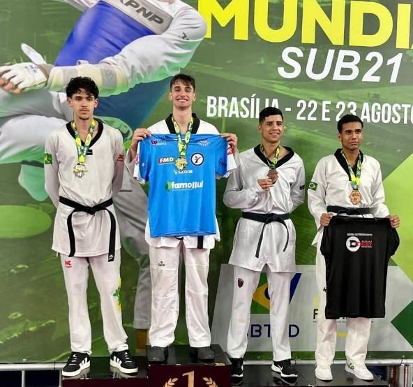 São Bentense Arthur Meirelles da Costa rumo ao mudial no Quênia