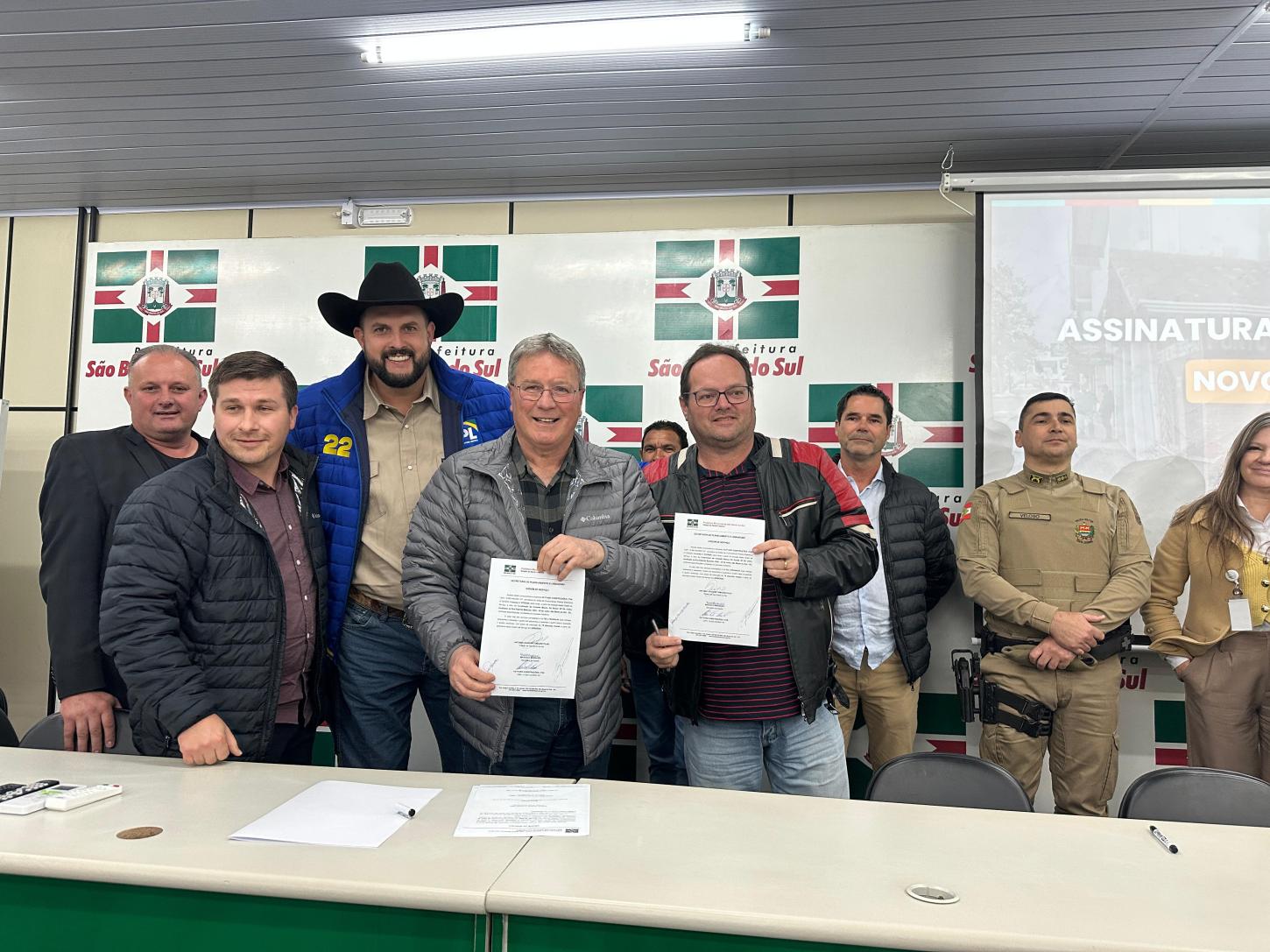 Assinada a ordem de serviço para construção da nova UBS do Bairro 25 de Julho