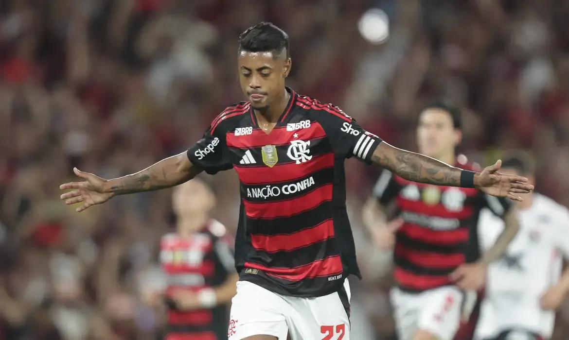 Bruno Henrique do Flamengo é suspenso  pelo STJD