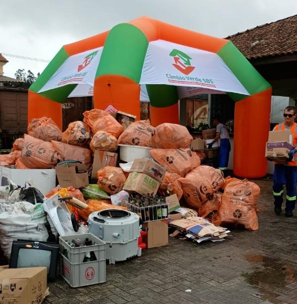 Câmbio Verde arrecada mais de 7 toneladas de recicláveis no bairro Serra Alta