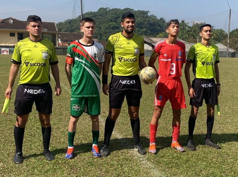 Futebol de campo faz seu segundo jogo neste sábado (6) pela Liga Joinvilense