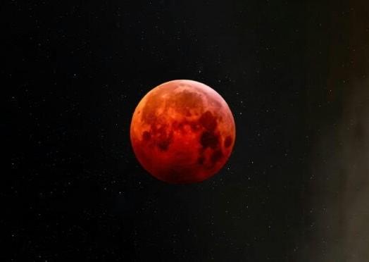 LUA DE SANGUE: Setembro ocorrerá o eclipse lunar total