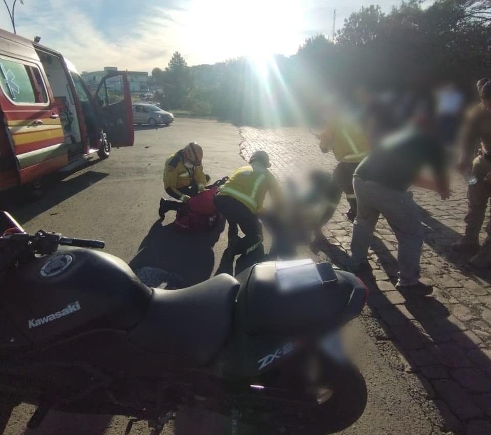 Motociclista de 27 anos morre após colisão com caminhão em Lebon Régis