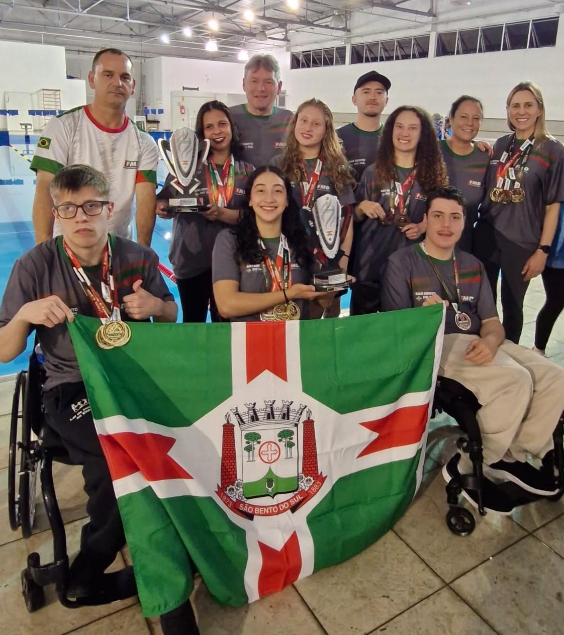 ParaJasc - Equipe de Natação de São Bento do Sul conquista 22 medalhas