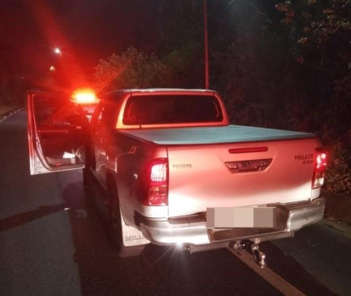 Quatro presos em Joinville com Hilux furtada em Balneário Camboriú