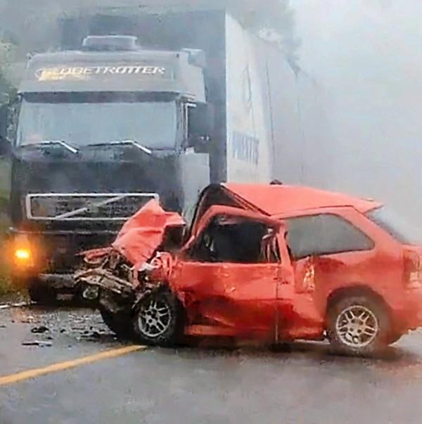 Grave acidente na SC-418 tira a vida de motorista na localidade do Rio do Júlio
