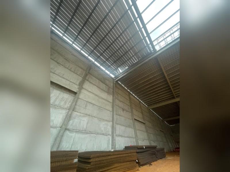 Trabalhador morre após queda de cerca de 15 metros em obra em Itajaí