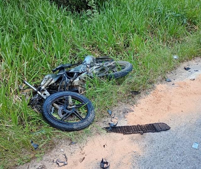 Colisão frontal deixa duas vítimas fatais na SC-108, em Nova Trento