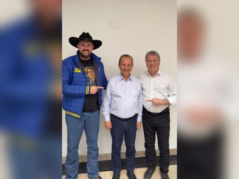 Nome de Tomazini se consolida como a pré-candidatura bolsonarista do Planalto Norte