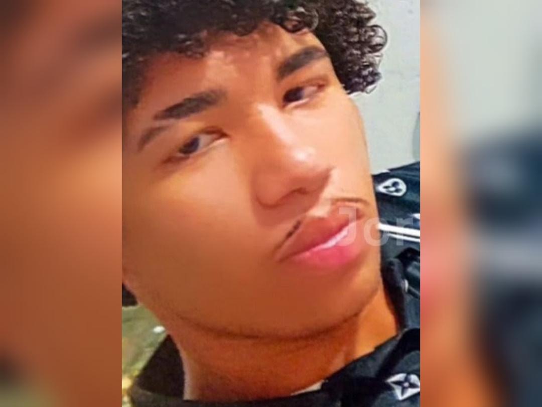Adolescente é assassinado a facadas no Centro de Camboriú