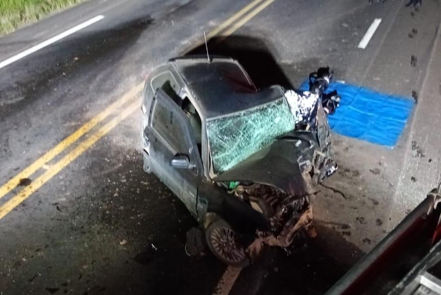 Colisão frontal na BR-280 deixa um morto e dois feridos em Porto União