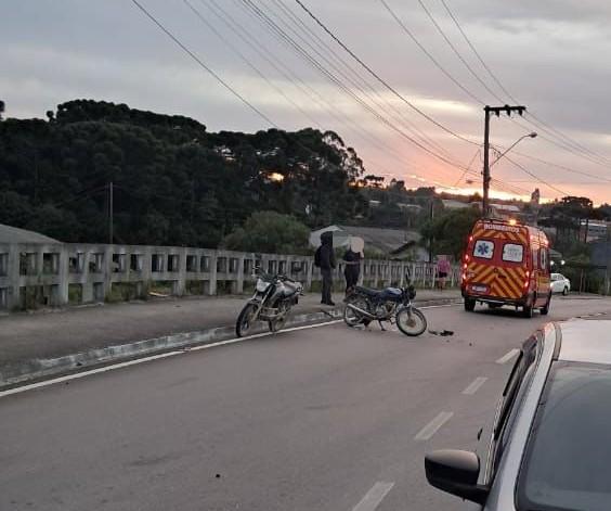 Motociclista fica ferido após colisão com carro no bairro Oxford