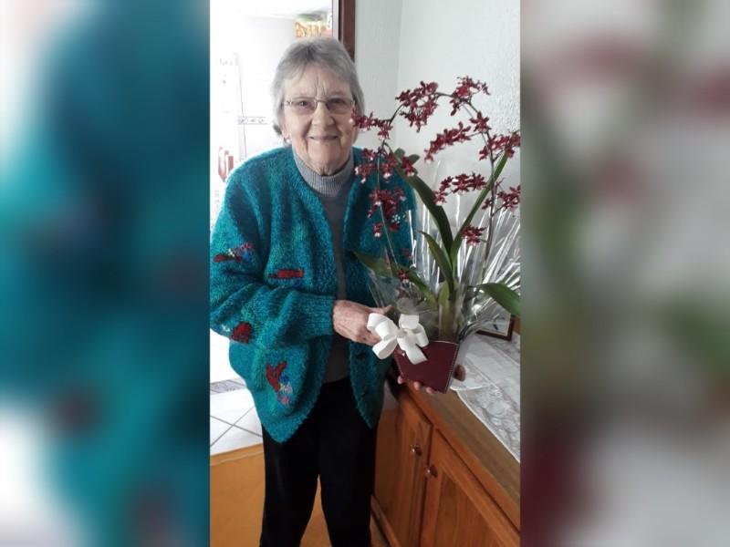 Nota de falecimento da Sra Joana Lourinha Adam